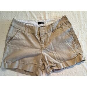a.n.a Linen Blend Khaki Shorts – Size 4, Classic Fit, Neutral Summer Staple